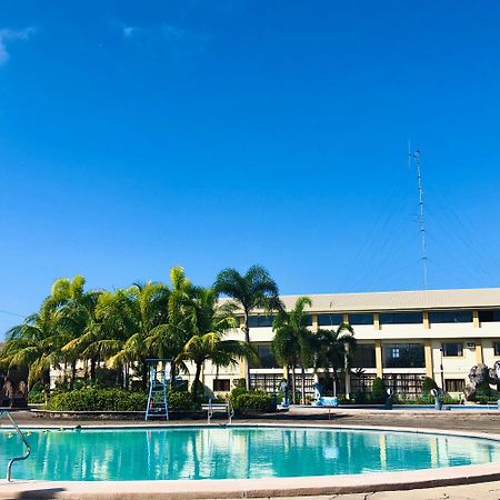 Klir Waterpark Resort And Hotels Guiguinto Luaran gambar
