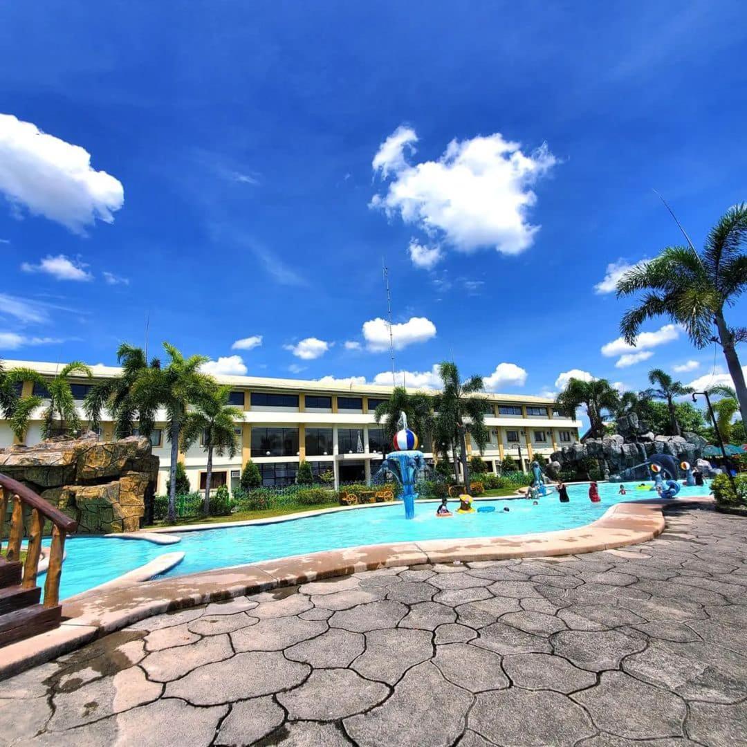 Klir Waterpark Resort And Hotels Guiguinto Luaran gambar