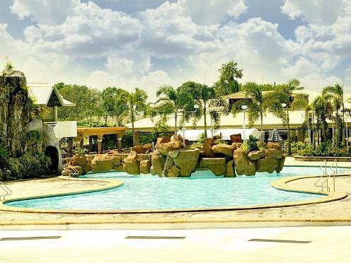 Klir Waterpark Resort And Hotels Guiguinto Luaran gambar